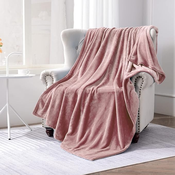 SOCHOW Flannel Fleece Blanket Throw Size, All Season Lightweight Super Soft Cozy Blanket for Bed or Couch, Dusty Pink, 50x60 inches