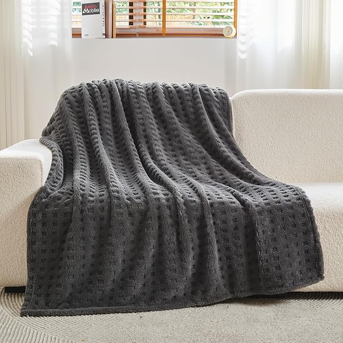 NEWCOSPLAY Super Soft Queen Blanket Grey Premium Silky Flannel Fleece 3D Waffle Checkered Lightweight Bed Blanket All Season Use (Dark Grey, Queen(90"x90"))
